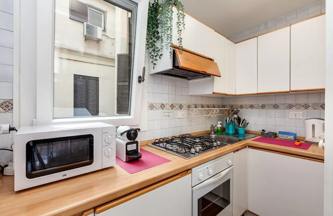 Pantheon Luxury House-1